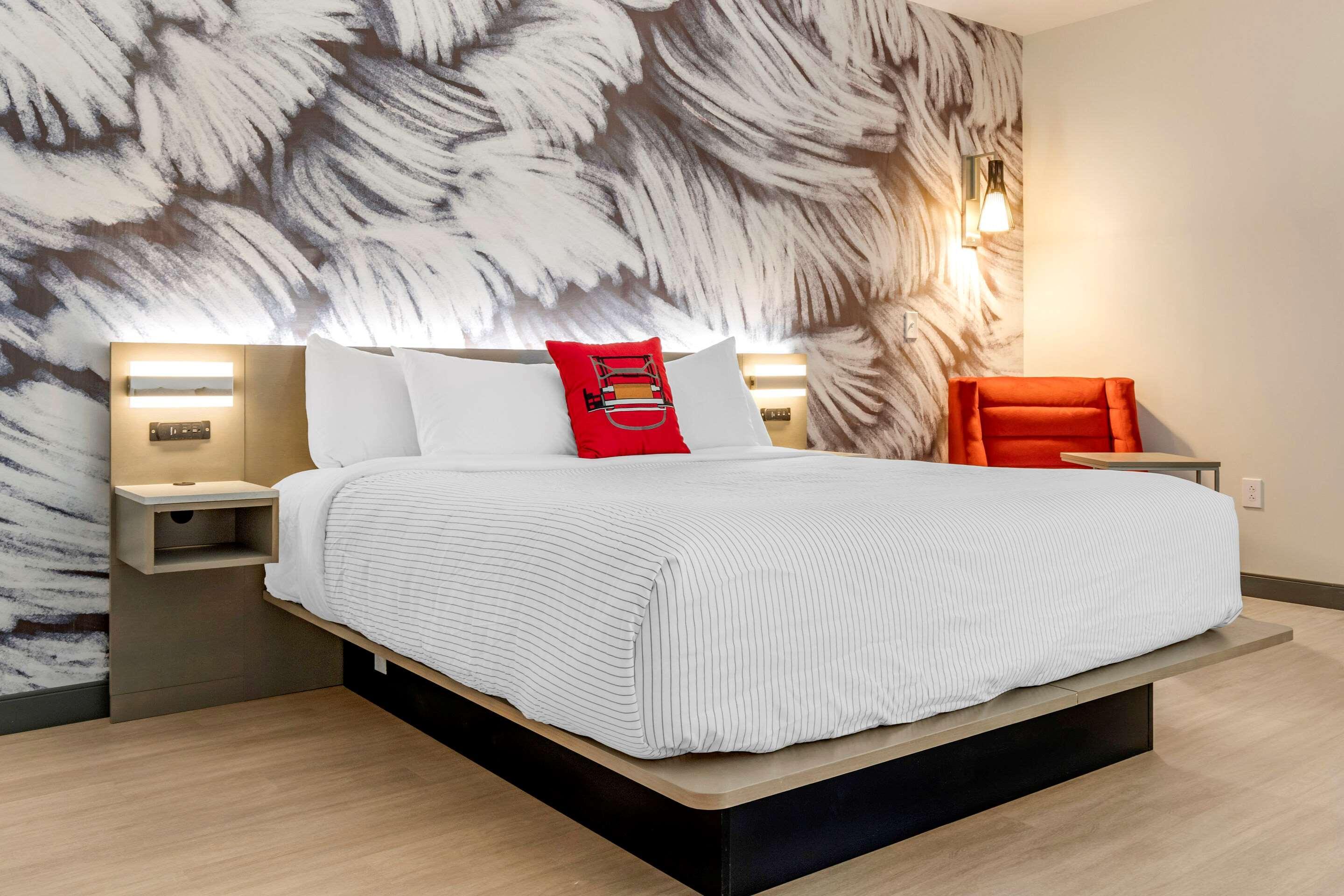 Cambria Hotel Rock Hill - University Center Екстер'єр фото