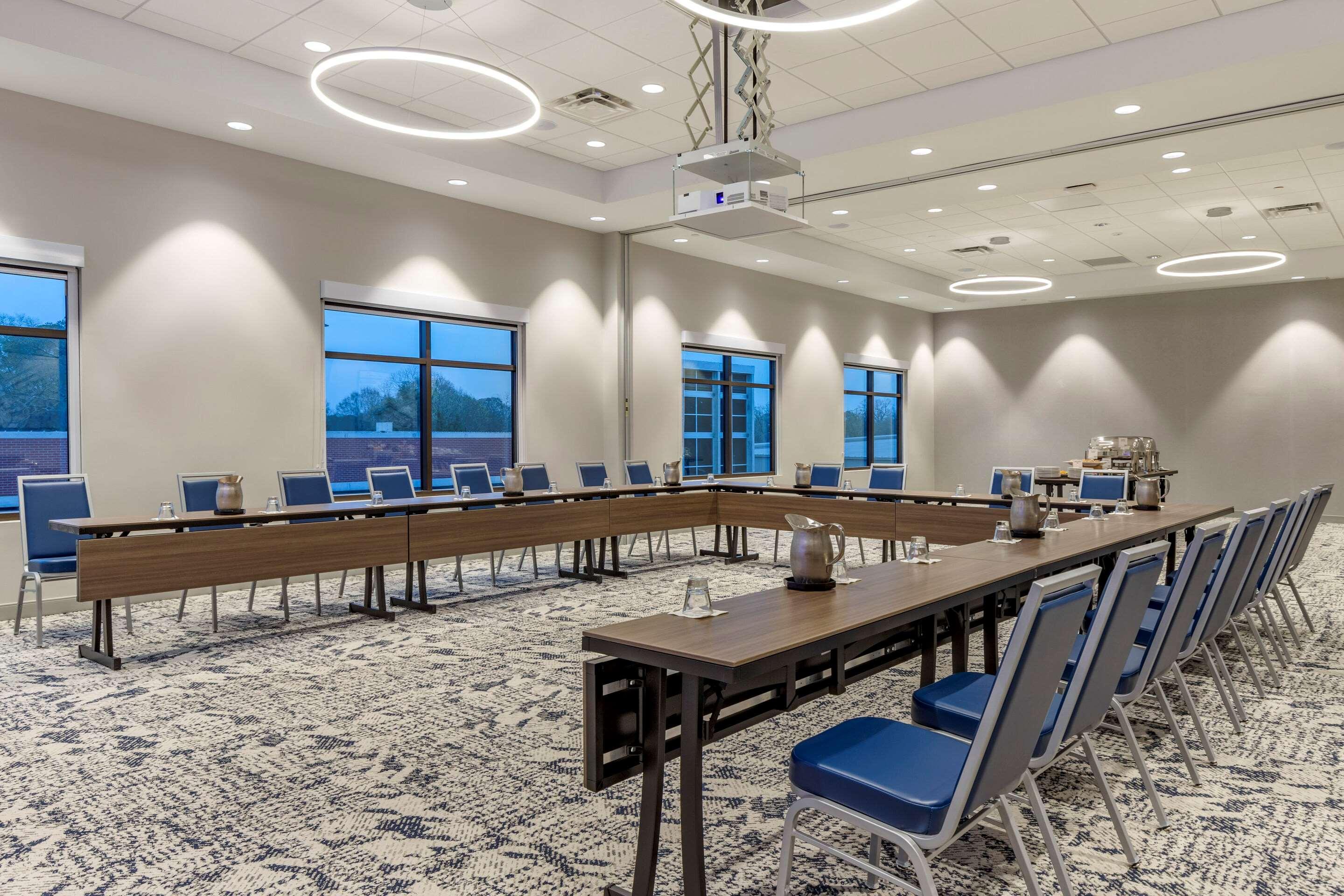 Cambria Hotel Rock Hill - University Center Екстер'єр фото