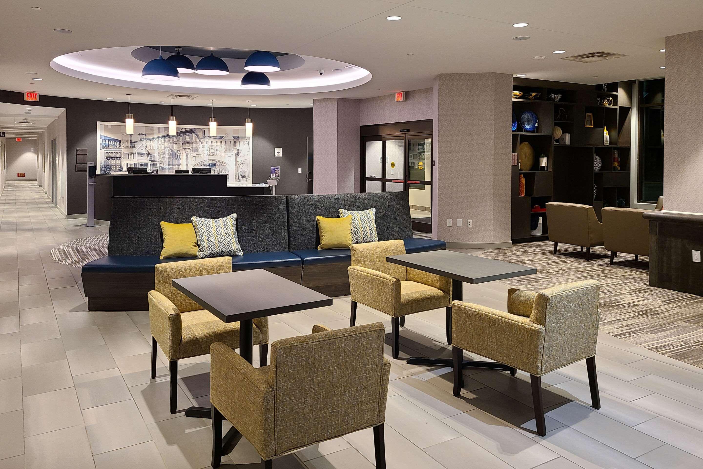 Cambria Hotel Rock Hill - University Center Екстер'єр фото