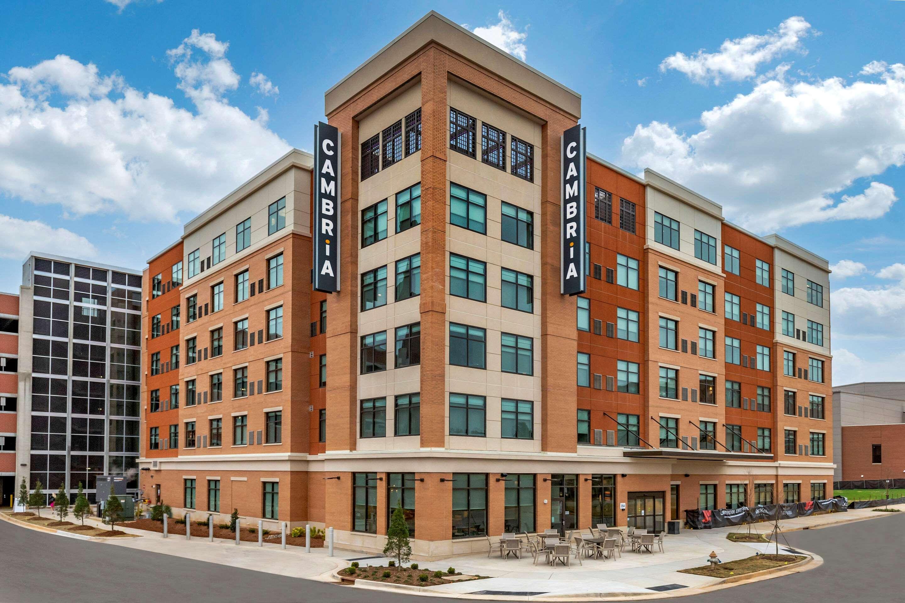 Cambria Hotel Rock Hill - University Center Екстер'єр фото