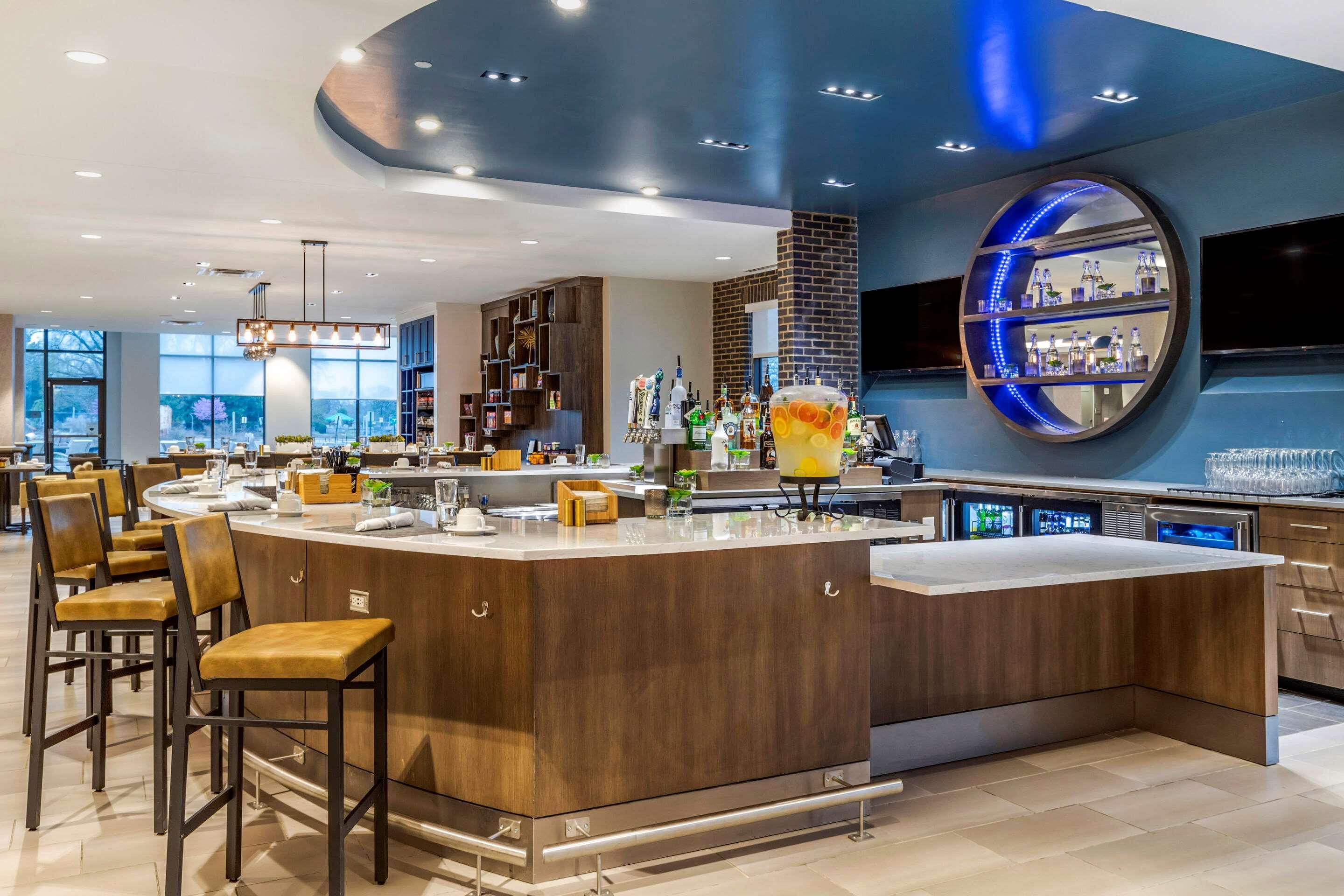 Cambria Hotel Rock Hill - University Center Екстер'єр фото